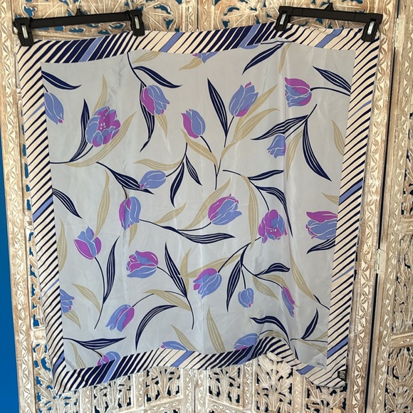 Casca for Magid Vintage Floral Silk Scarf, NWT - Picture 4 of 5